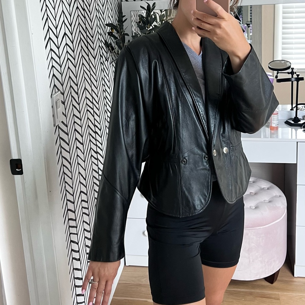 Leather jacket - Picture 8 of 10